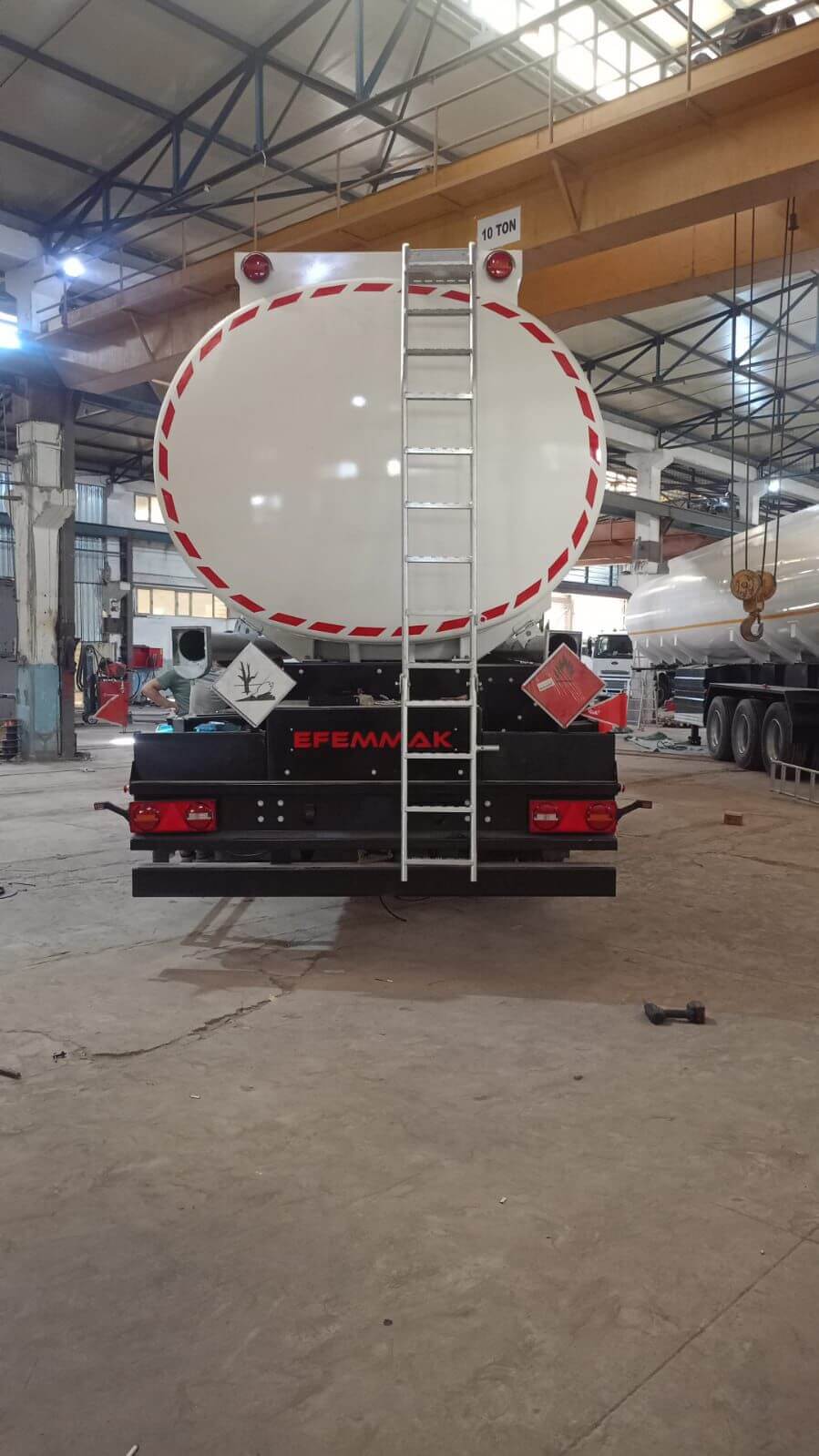 ADR'li Akaryakıt Tanker Treyler - Görsel 10